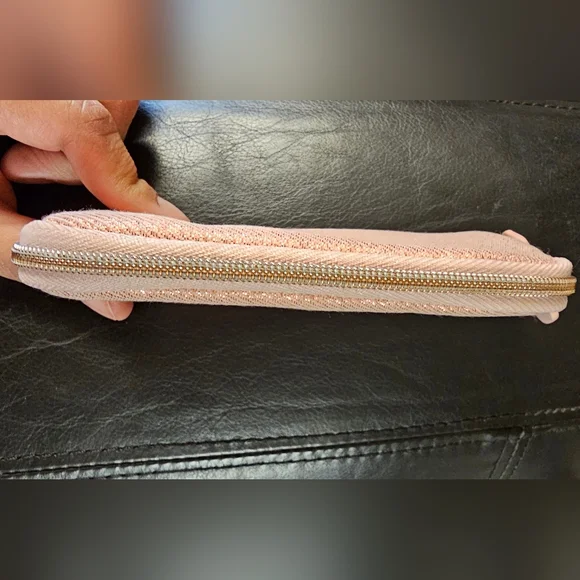 Coach Pink Shimmer zipper coin Pouch with Flower charm pull Rosegold NWOT - Picture 14 of 16